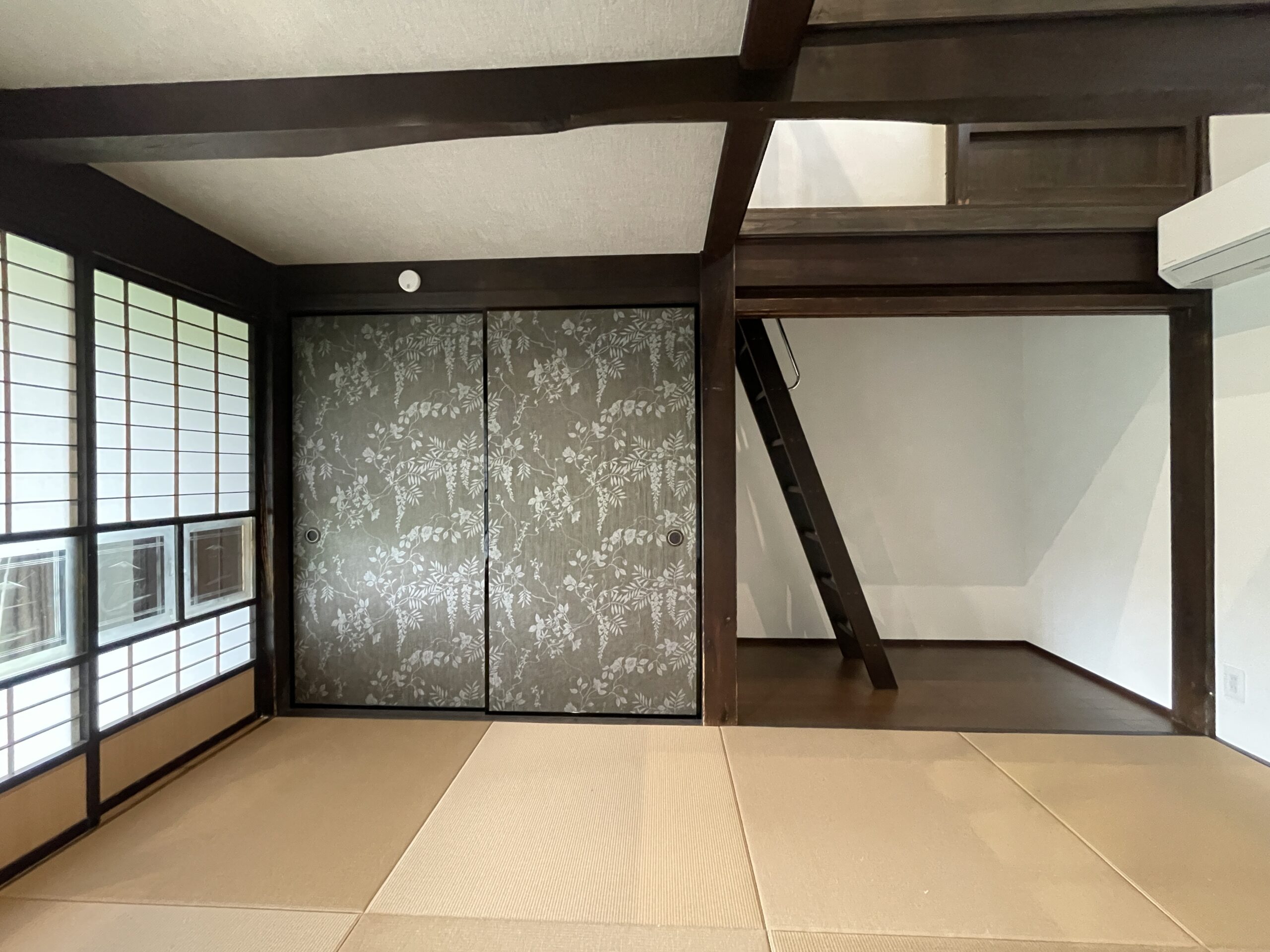 寝室1